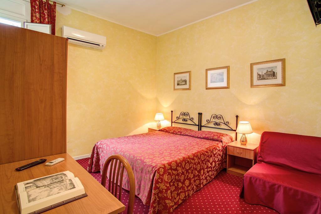 Monti Guest House - Affittacamere Rome Ruang foto