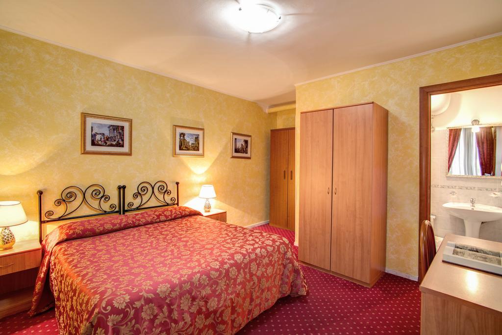 Monti Guest House - Affittacamere Rome Bagian luar foto