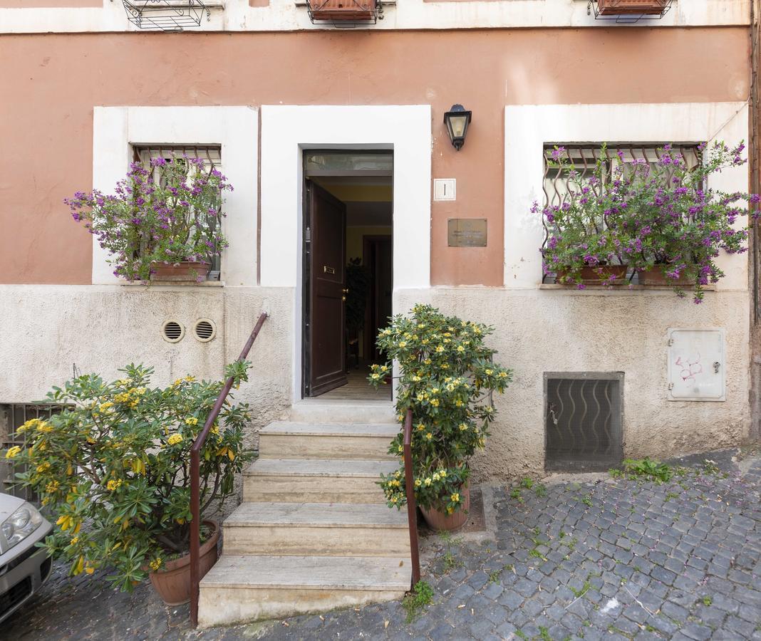 Monti Guest House - Affittacamere Rome Bagian luar foto