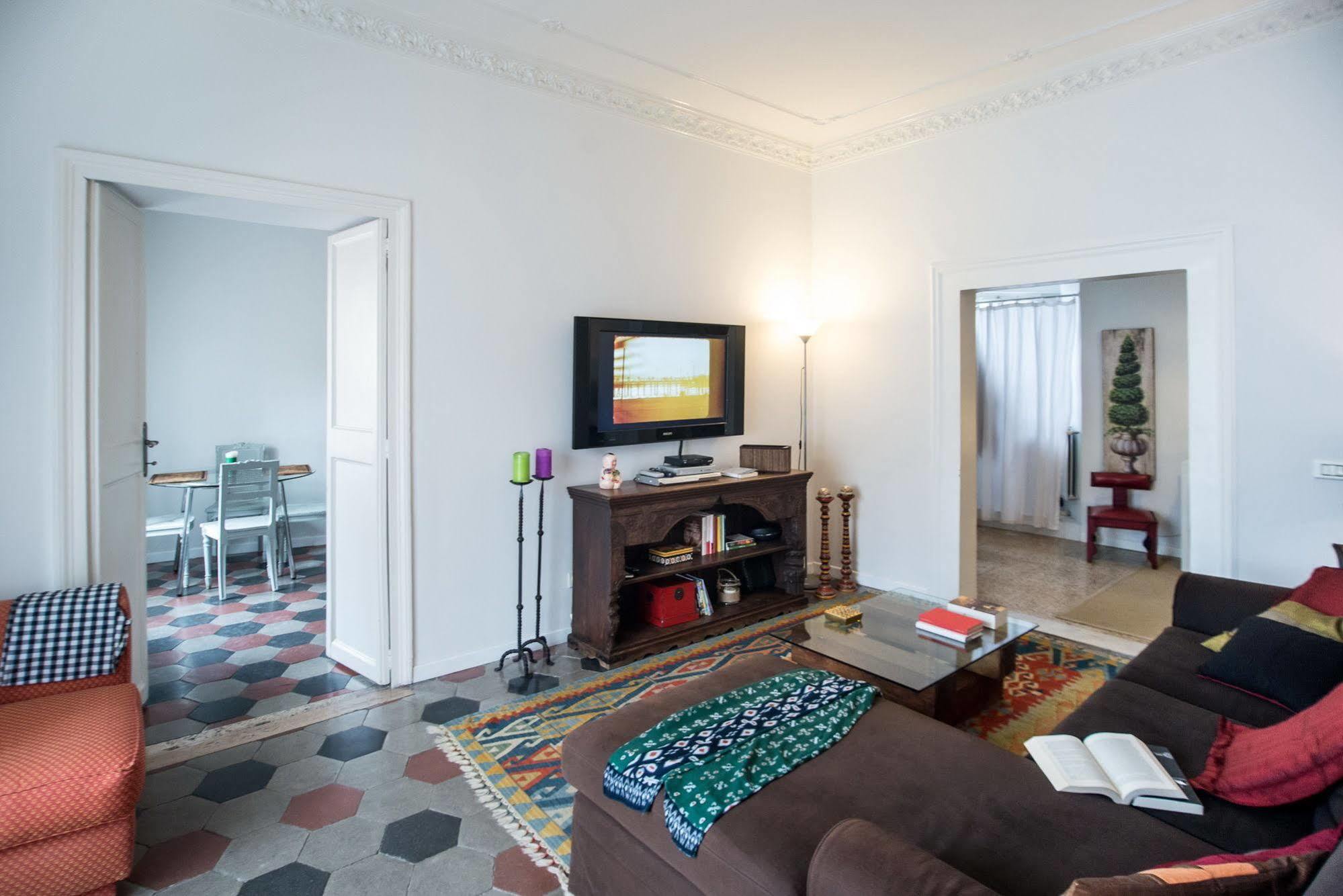 Monti Guest House - Affittacamere Rome Bagian luar foto